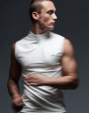 Gym2Street Half Zip Vest